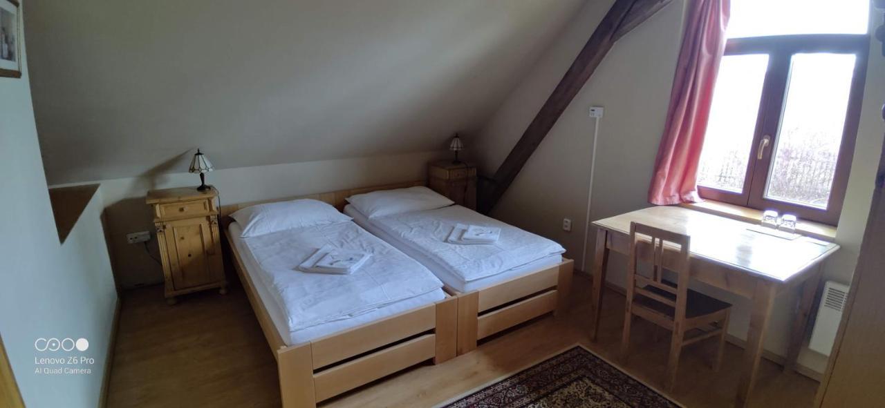 Hostinec U Zamecku Klokocov Exterior foto
